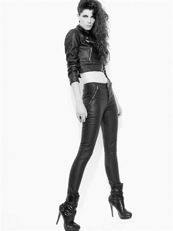 Photo of model Amy Greenhough - ID 235014