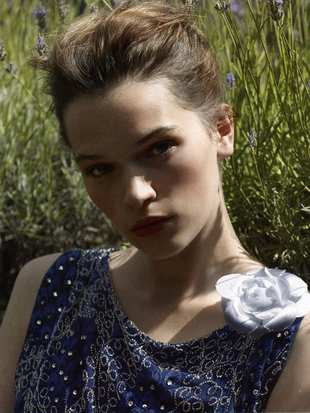 Photo of model Anna Brewster - ID 239141