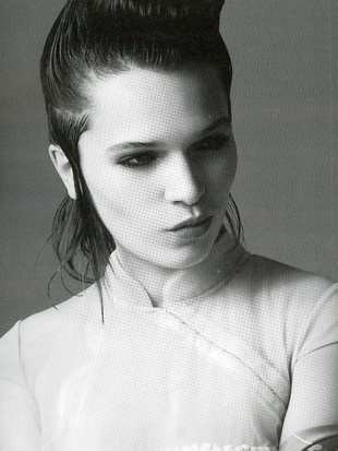 Photo of model Anna Brewster - ID 239151