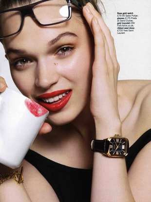 Photo of model Anna Brewster - ID 239158