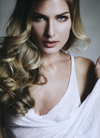 Photo of model Lauren McAvoy - ID 240447