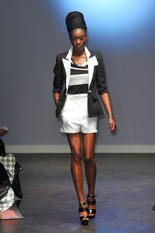 Photo of model Betty Adewole - ID 241657