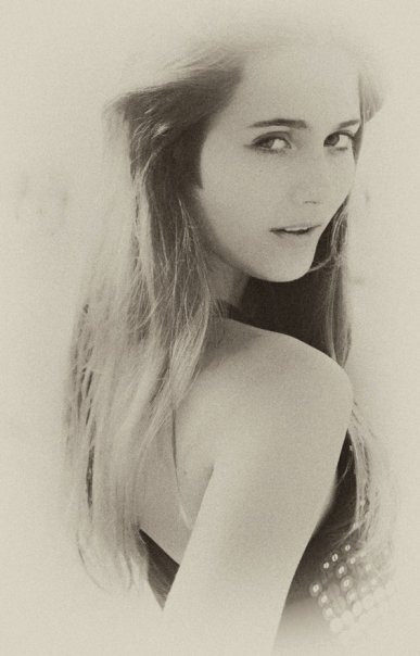 Photo of model Manuela Tessari - ID 244793
