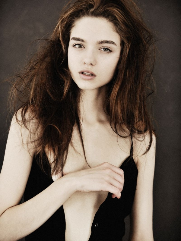 Photo of model Vania Bileva - ID 392845