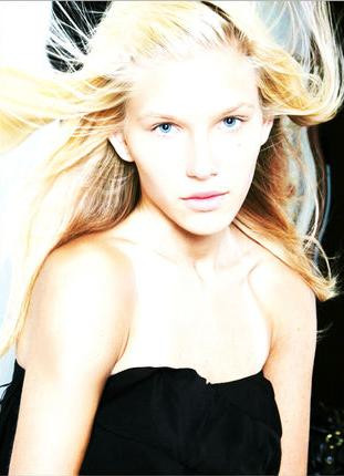 Photo of model Karin Laus - ID 252556