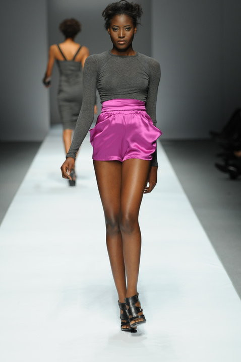 Photo of model Bunmi Ademokoya - ID 364126