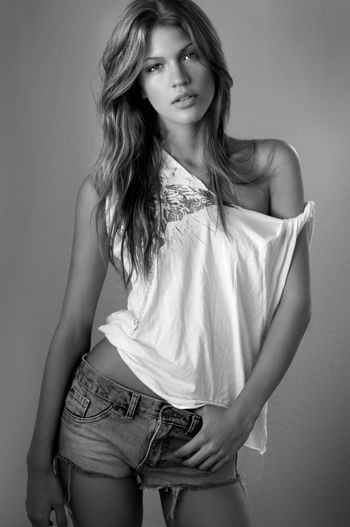 Photo of model Mariana Bayon - ID 261567