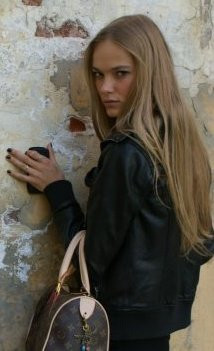 Photo of model Elena Vechkasova - ID 265411
