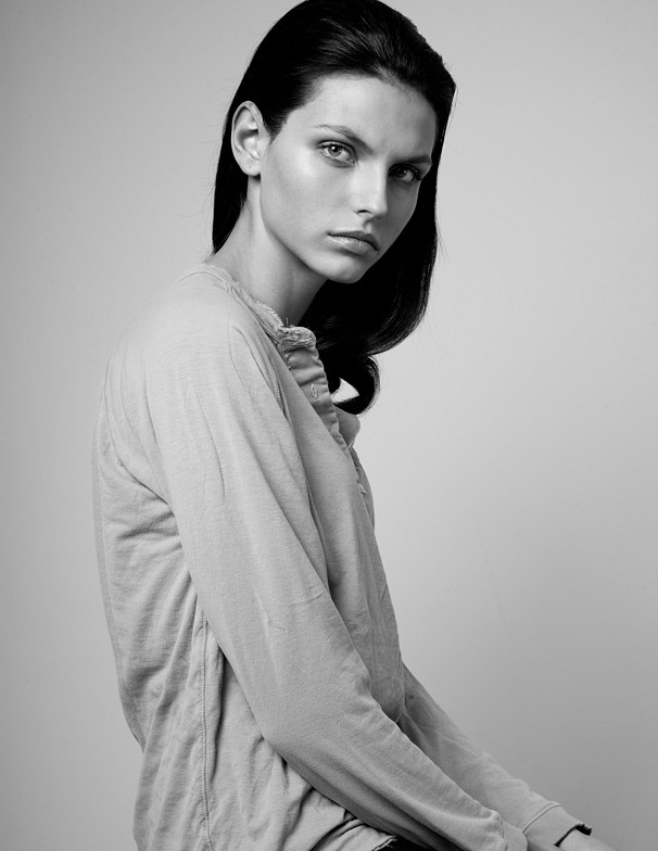 Photo of model Karlina Caune - ID 268971