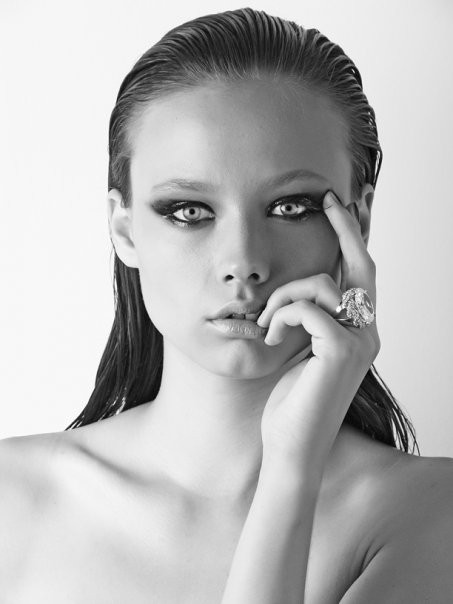 Photo of model Valentina Panarina - ID 270350