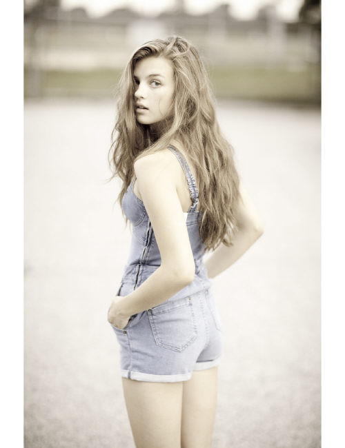 Photo of model Amanda Mondale - ID 269974