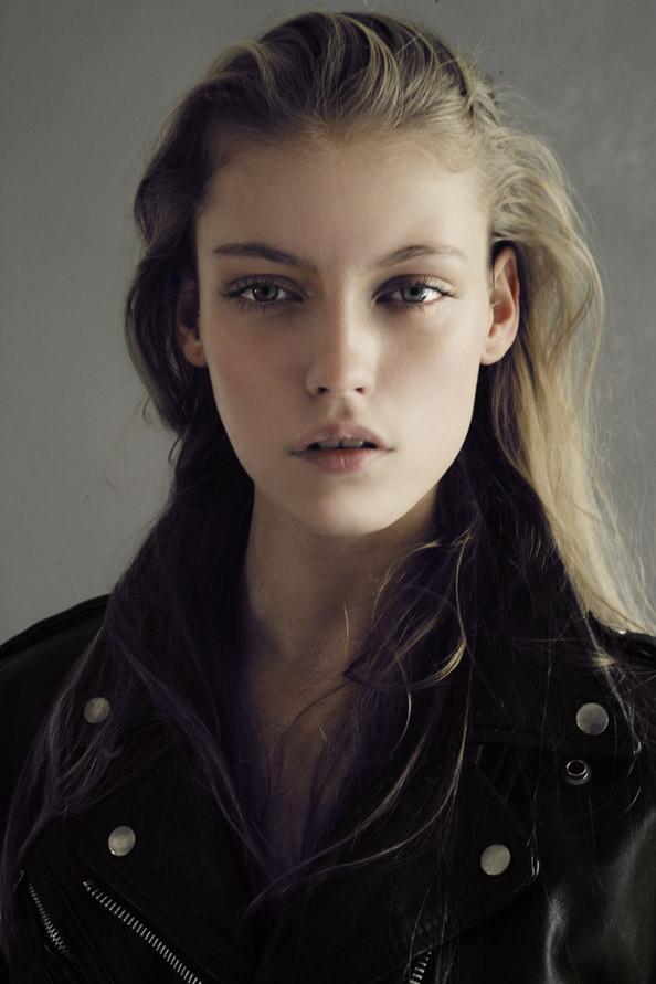 Photo of model Lucia Jonova - ID 308115