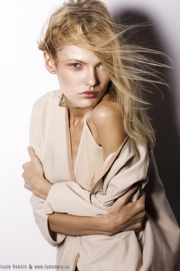 Photo of model Irina Rozhik - ID 327490