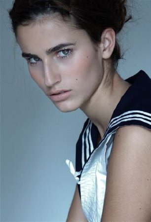 Photo of model Alejandra Domínguez - ID 282189