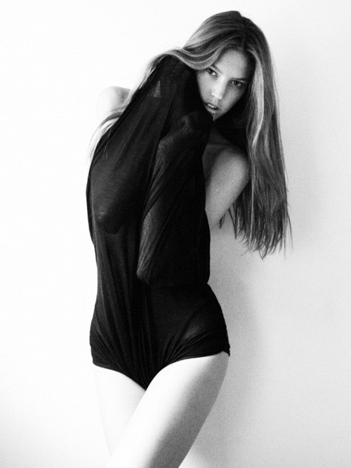Photo of model Leticia Zuloaga - ID 338345