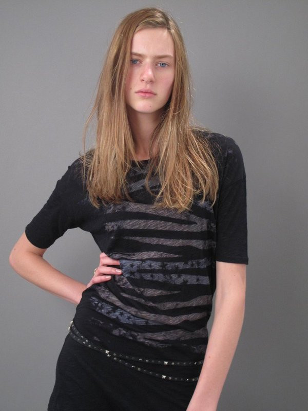 Photo of model Carla Gebhart - ID 283919