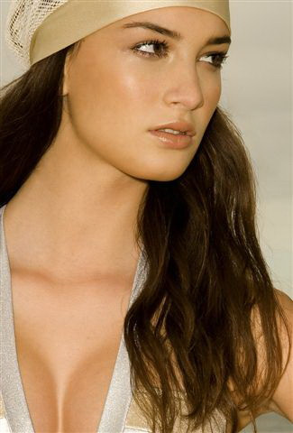 Photo of model Mariana di Britto - ID 284056