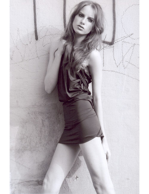 Photo of model Daniela Gondim - ID 284660