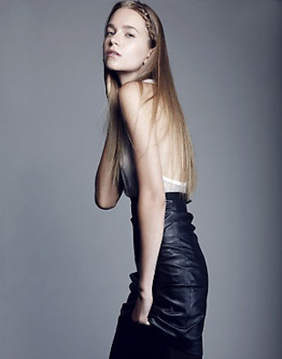 Photo of model Andrea Sheffield - ID 284957