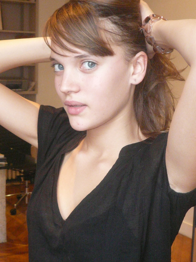Photo of model Elodie Mussard - ID 288188