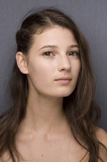 Photo of model Débora Müller - ID 289384