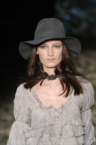 Photo of model Débora Müller - ID 289405