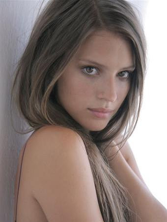 Photo of model Lauren Marshall - ID 290693