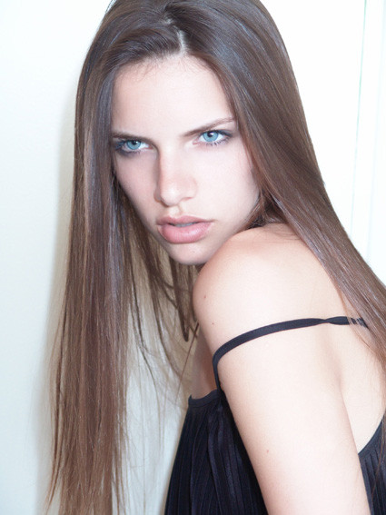 Photo of model Ana Clara Lasta - ID 403762