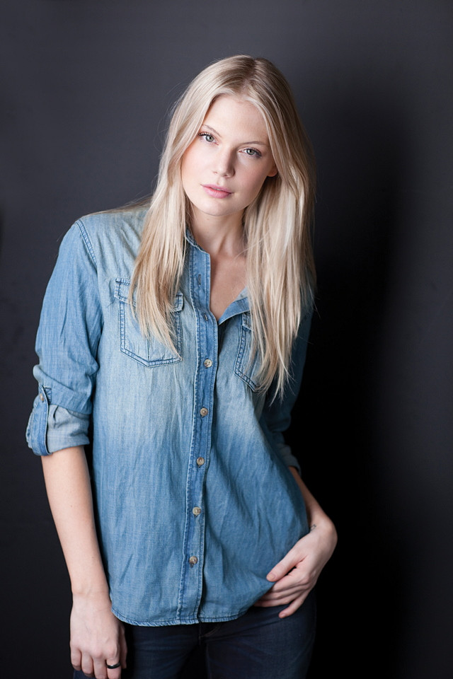 Photo of model Lauren Walshe - ID 374121