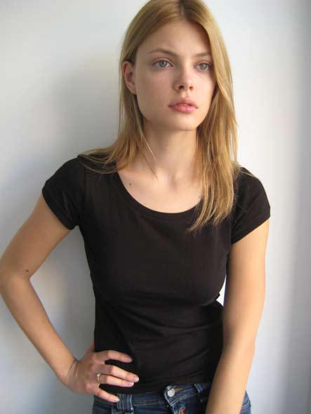 Photo of model Masha Philippova - ID 294732