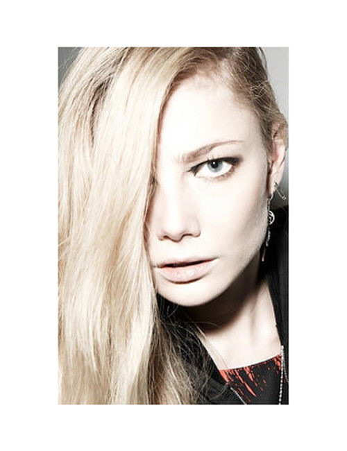 Photo of model Clara Paget - ID 295182