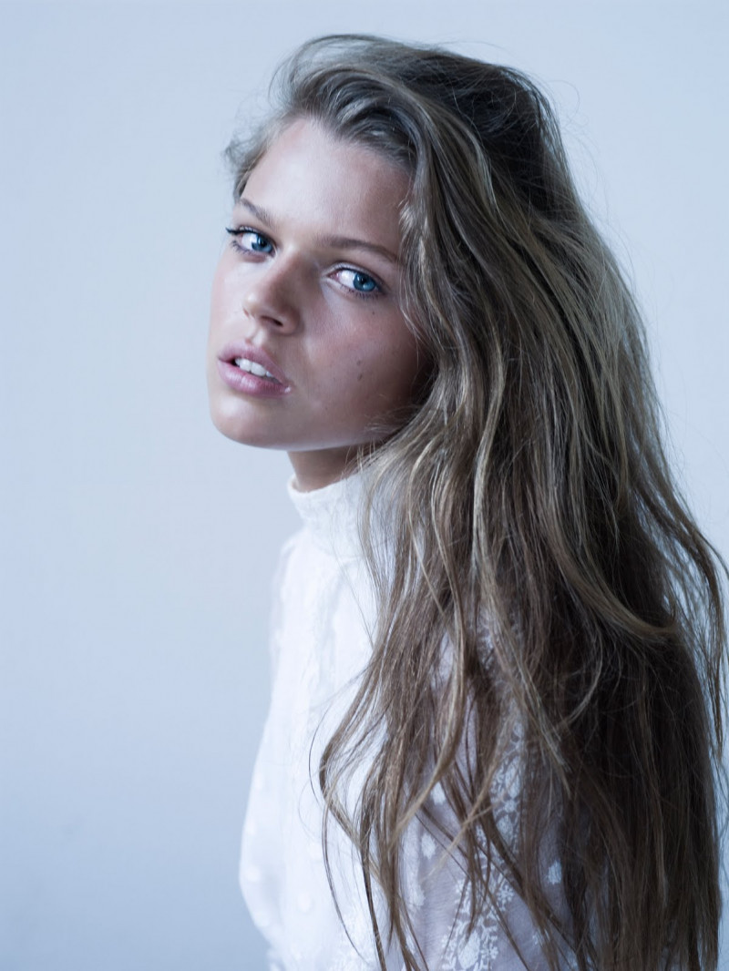 Photo of model Juliana Forge - ID 295212