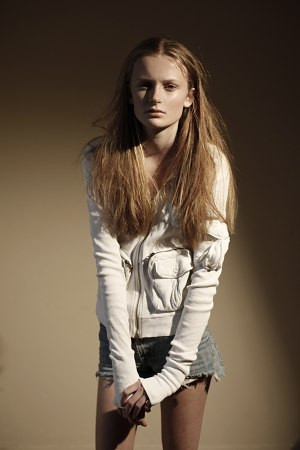 Photo of model Nina Meijer - ID 296006