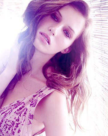 Photo of model Amanda Vooijs - ID 297186