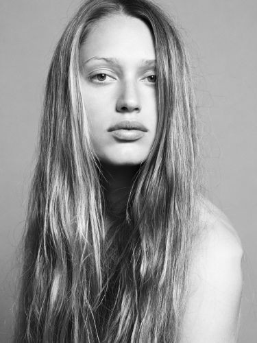 Photo of model Agnes Lux - ID 299225