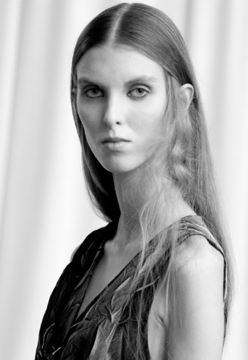 Photo of model Chloe Memisevic - ID 385355