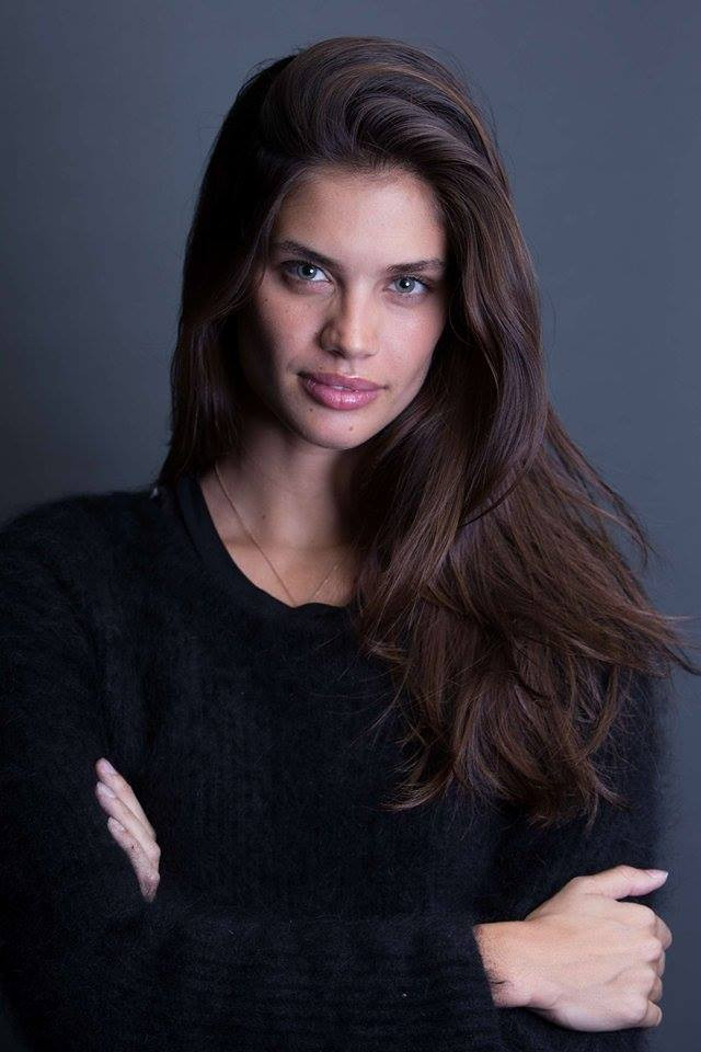 Photo of model Sara Sampaio - ID 557733