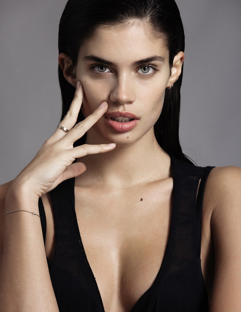 Photo of model Sara Sampaio - ID 557799