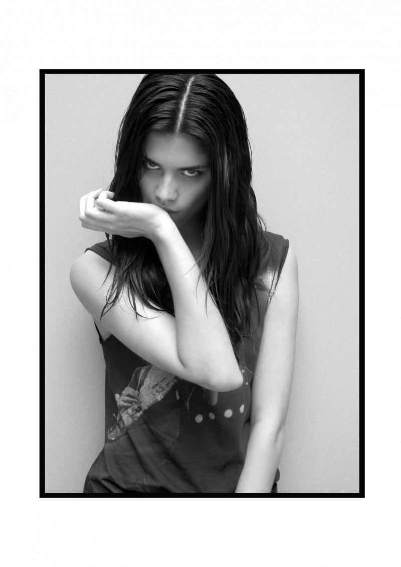 Photo of model Sara Sampaio - ID 557846