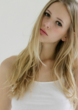 Photo of model Molly Kucera - ID 385711