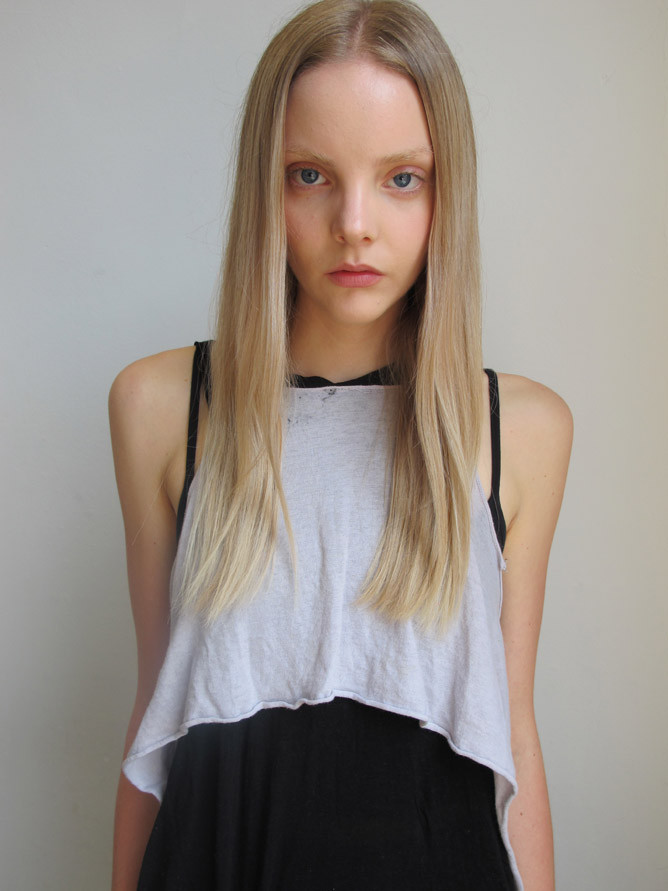 Photo of model Emily Wake - ID 300977