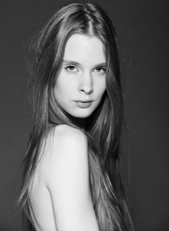 Photo of model Jasmine Poulton - ID 302151