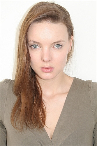 Photo of model Charlotte Bruge - ID 302217