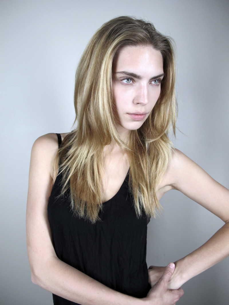 Photo of model Emily Senko - ID 303082