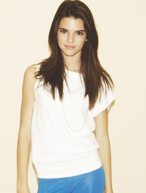 Photo of model Kendall Jenner - ID 303441