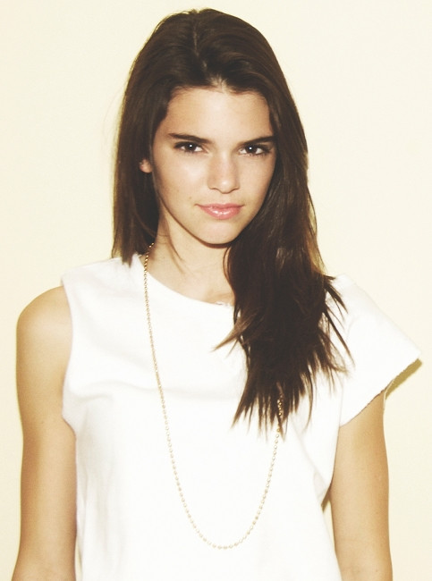 Photo of model Kendall Jenner - ID 303442