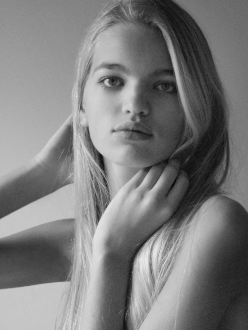 Photo of model Daphne Groeneveld - ID 359453