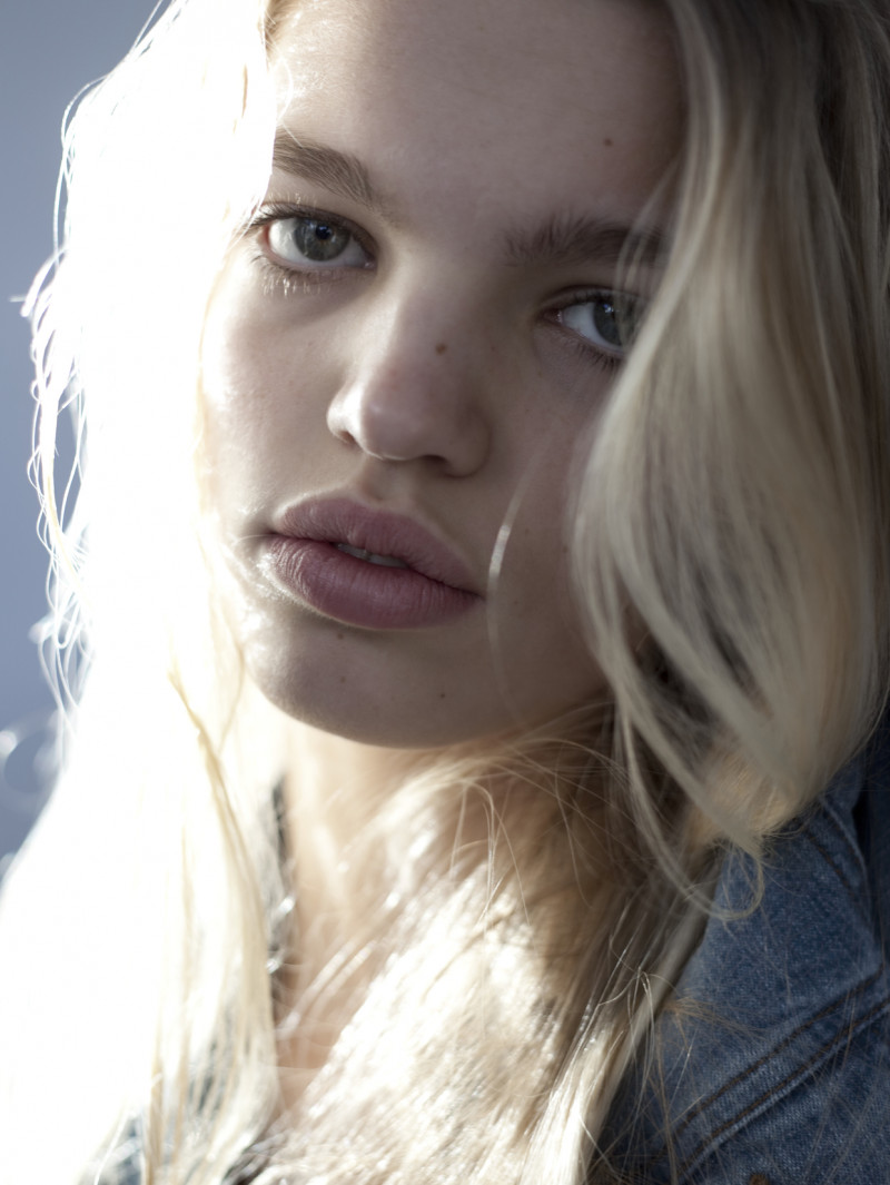 Photo of model Daphne Groeneveld - ID 359462