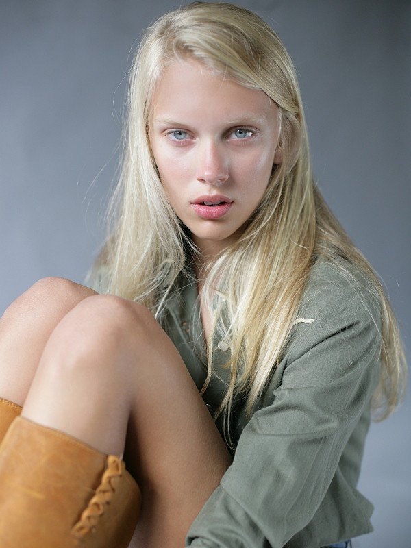 Photo of model Juliana Schurig - ID 305968