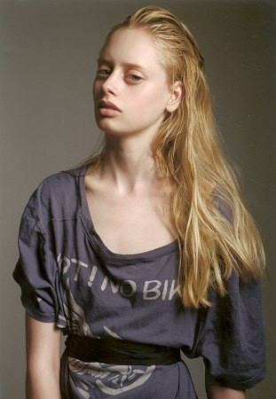 Photo of model Justine Boomer - ID 306594
